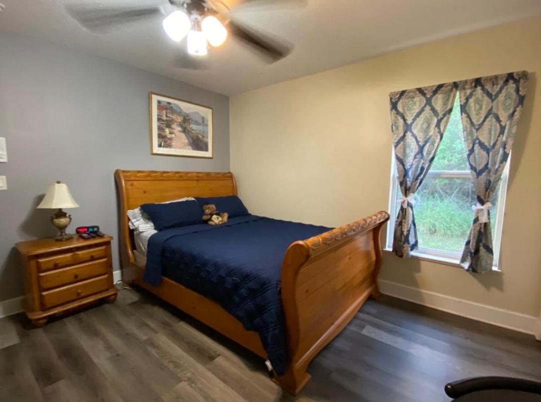 A Treasure Coast Gem- Private Entrance And Private Bathroom Port St. Lucie Exterior photo