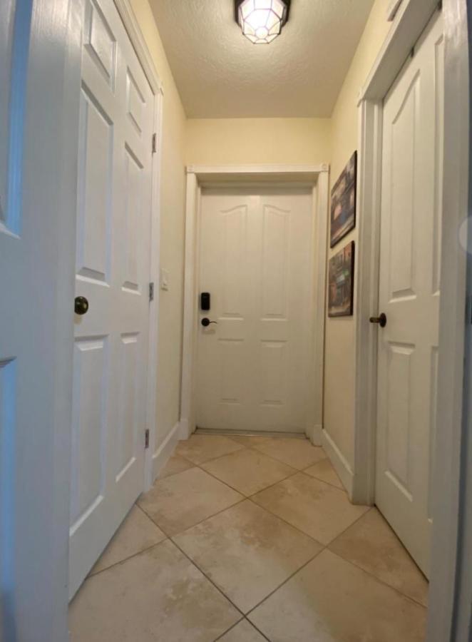 A Treasure Coast Gem- Private Entrance And Private Bathroom Port St. Lucie Exterior photo